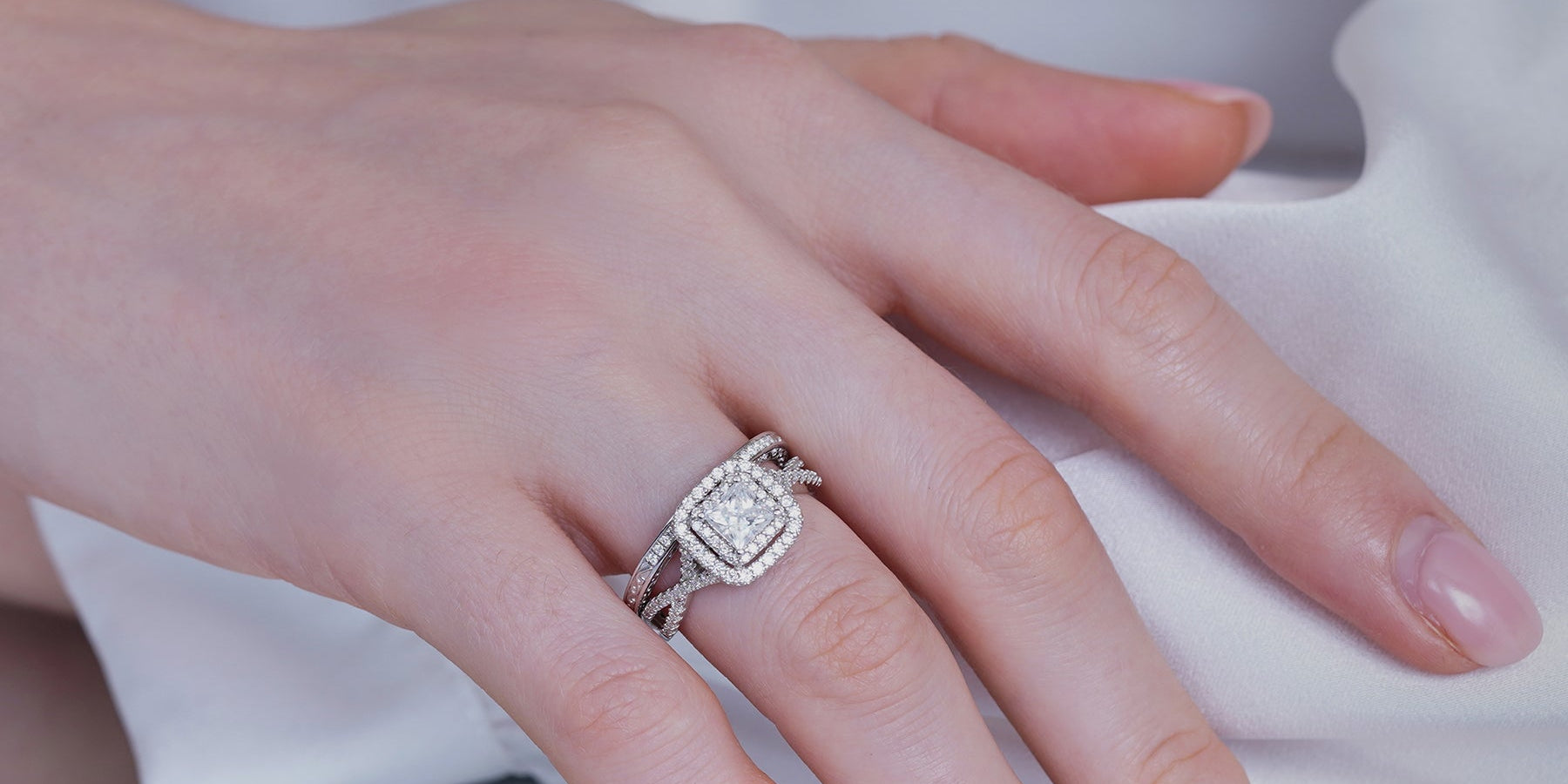 Say “I Do” to Sparkle: Discover the Perfect Bridal Jewelry Sets at SHYGEMS