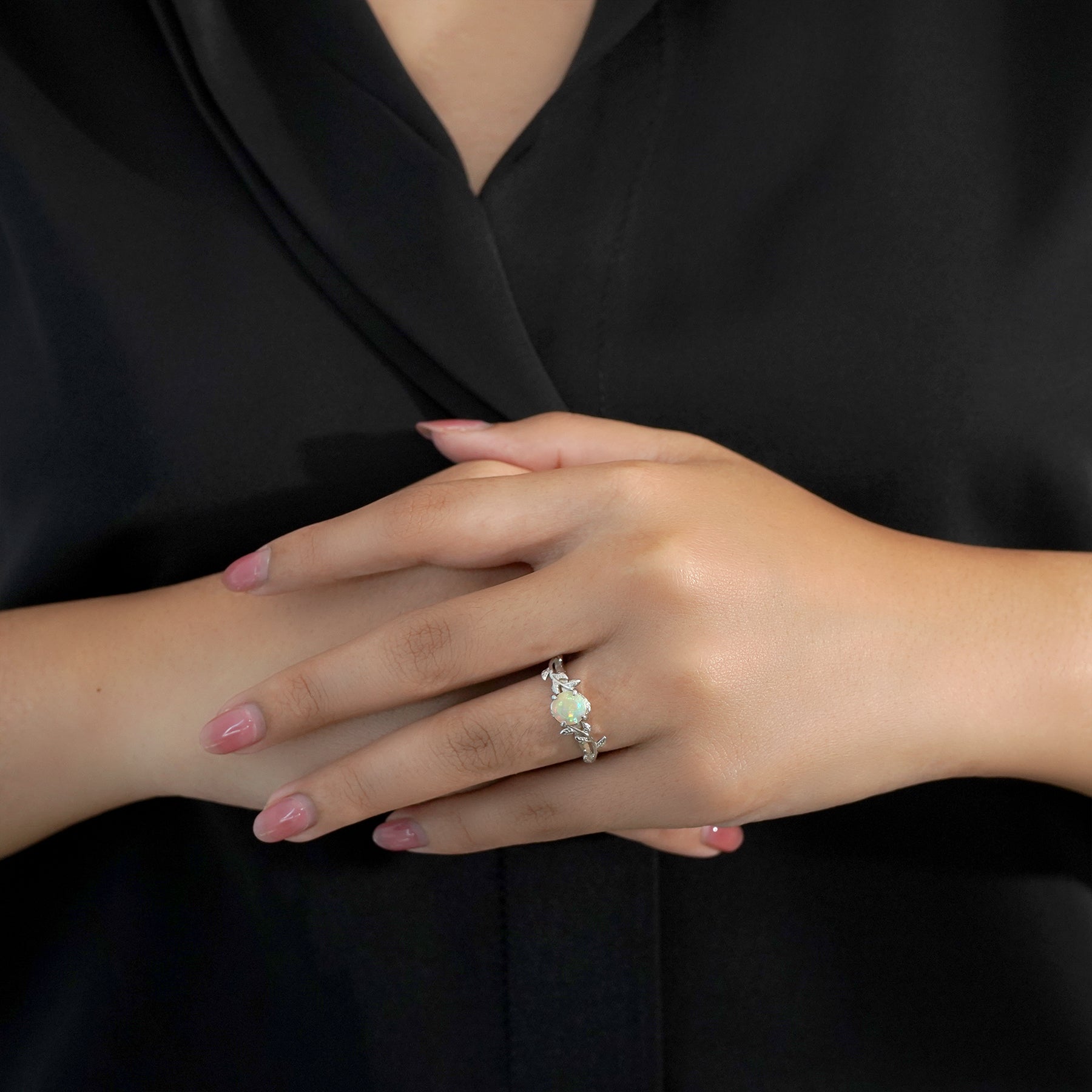 GLOWING IN THE FALL: OPAL JEWELRY TRENDS FOR THE SEASON