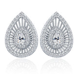 Vintage Teardrop Stud Earrings – Elegant Classic Jewelry