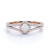 Vintage 0.83 Ct Round Cut Opal Promise Ring