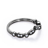 Vintage 0.15 TCW Round Cut Curved Wedding Band