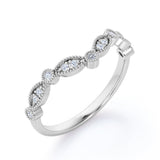 Vintage 0.15 TCW Round Cut Curved Wedding Band