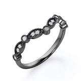 Vintage 0.15 TCW Round Cut Curved Wedding Band