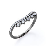 Crown Curved 0.25 TCW Round Pave Wedding Ring