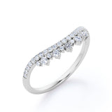 Crown Curved 0.25 TCW Round Pave Wedding Ring