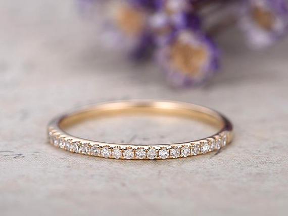 .50 Carat Round cut Diamond Wedding Ring Band for Women in Yellow Gold ...
