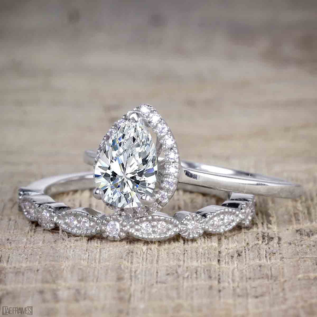 Buy Vintage Engagement Ring Vintage 1950's 14k White Gold Diamond Wedding  Ring Set Online in India - Etsy