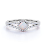 Vintage 0.83 Ct Round Cut Opal Promise Ring