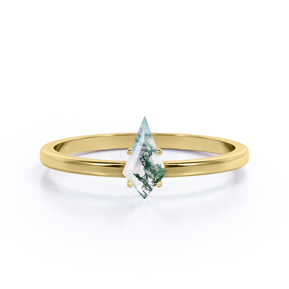 Striking 1 carat Solitaire Kite Shape Moss Agate Engagement Ring in Black Gold