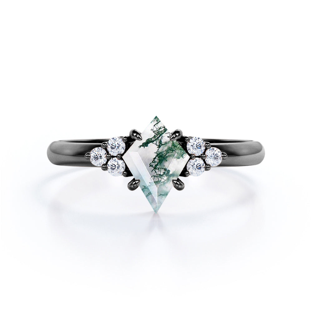 Clustered Triangle 1 Ct Kite Moss Agate Engagement Ring
