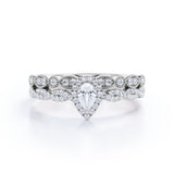 1 Ct Pear Cut Diamond Infinity Bridal Set