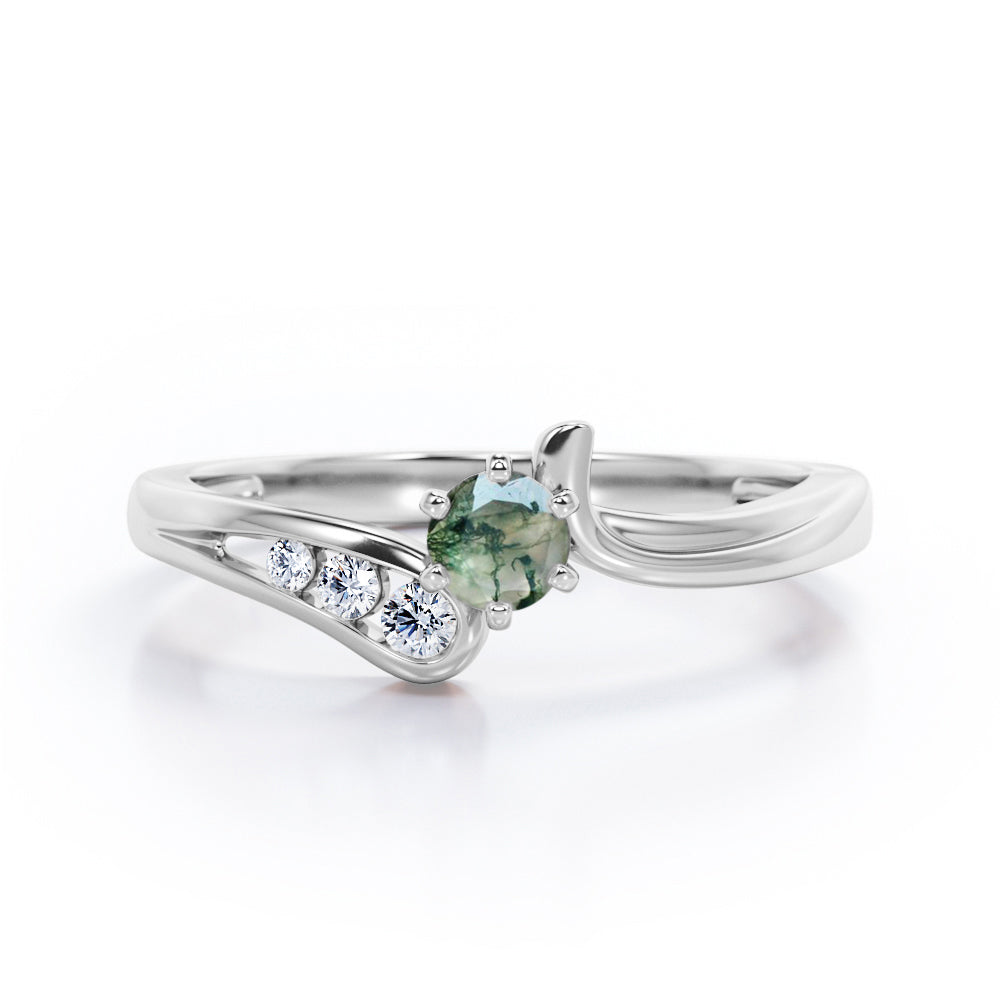 Curved Band - Six Prongs 0.5 carat Round Green Moss Agate and Moissanite Artistic Engagement Ring in Rose Gold