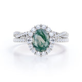 Clustered Oval 1.25 Carat Moss Agate Wedding Ring Set
