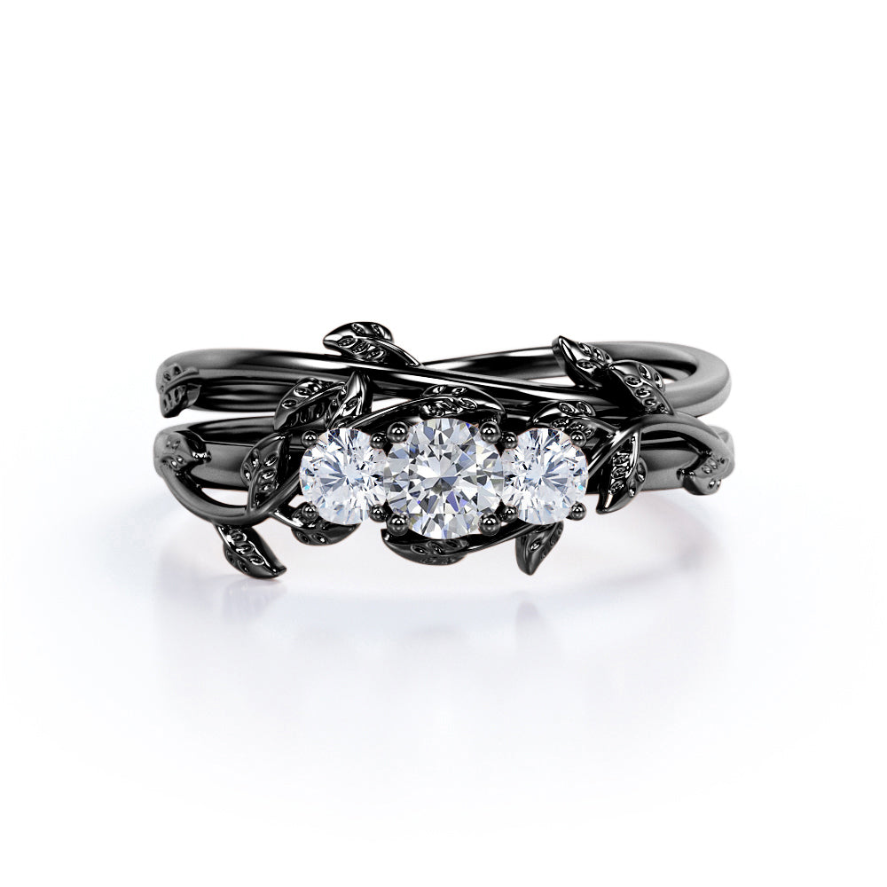 Floral 0.65 Carat Round Cut Moissanite Bridal Set