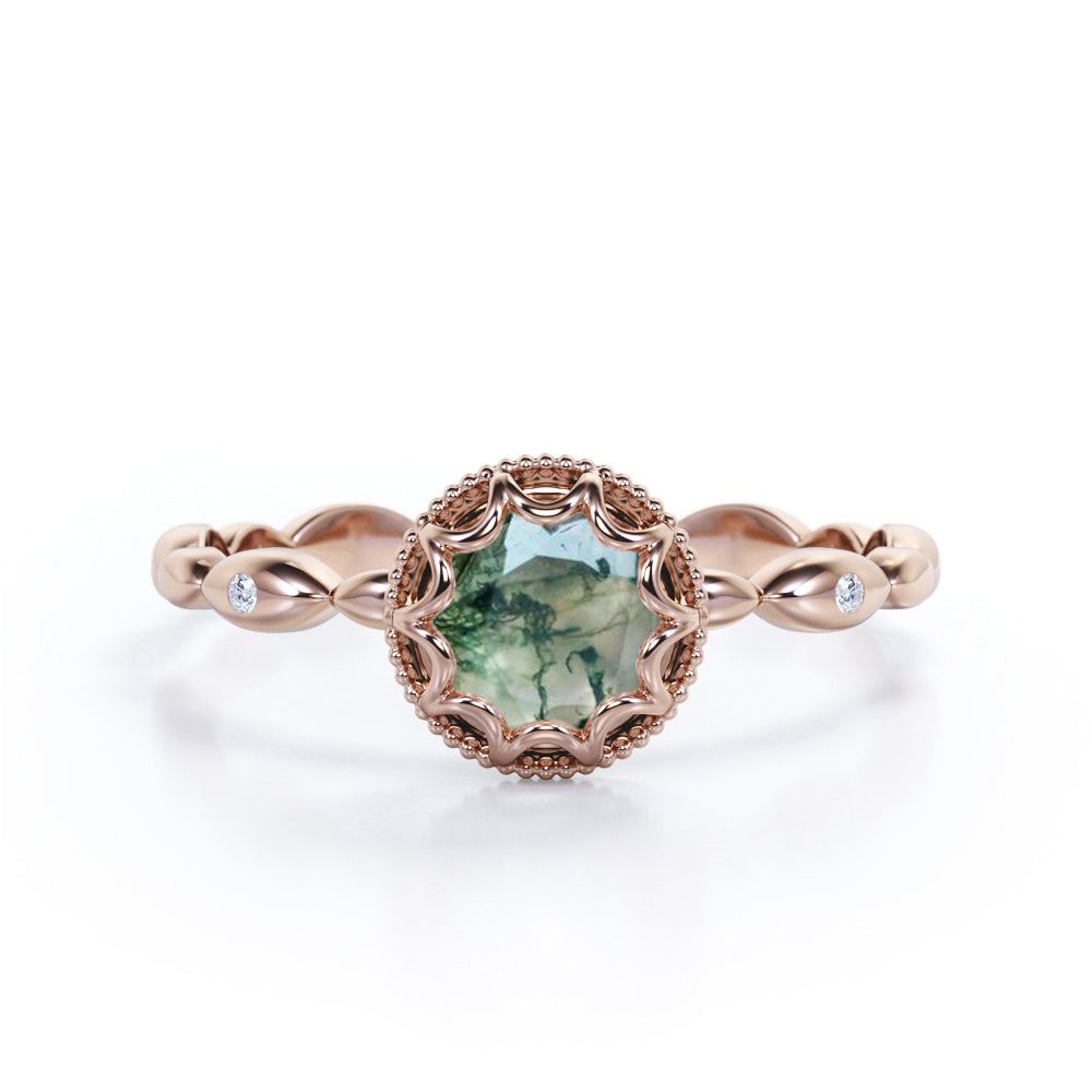 Art Deco 0.5 carat Round Moss Agate and Moissanite Vintage Royal Half Scalloped Ring in White Gold