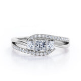 Shared Prongs 1 carat Princess Moissanite and Diamond Split Shank Band Engagement Ring in Rose Gold