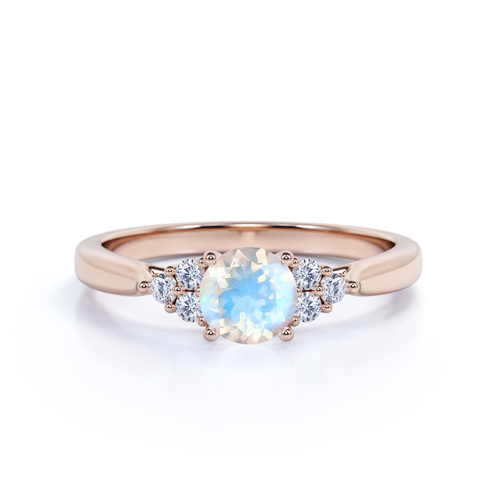 Antique 1.25 ct Round Moonstone Engagement Ring
