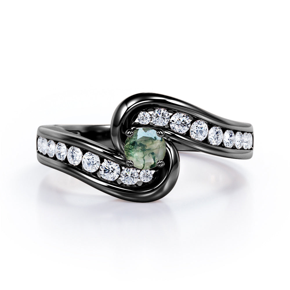 Spinning 0.7 carat Round Green Moss Agate and Moissanite Channel Engagement Ring in White Gold