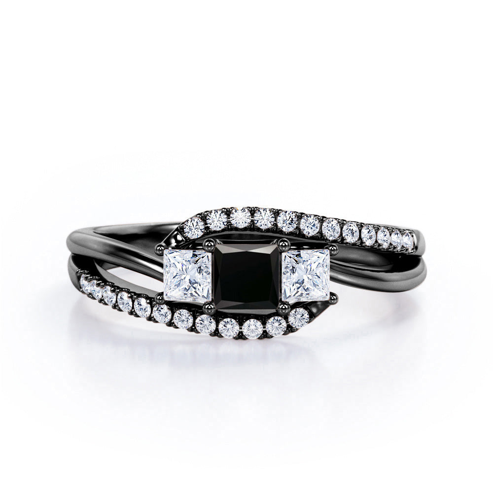 Shared Prongs 1 carat Princess Black Diamond Split Shank Band Engagement Ring in Rose Gold