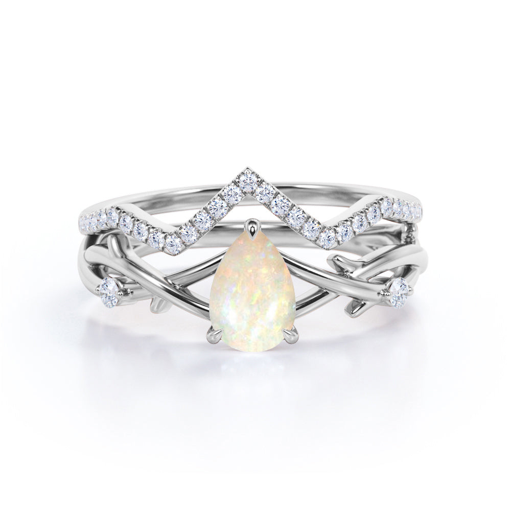 Nature 1.25 Ct Pear Cut Lab Created Opal Bridal Set