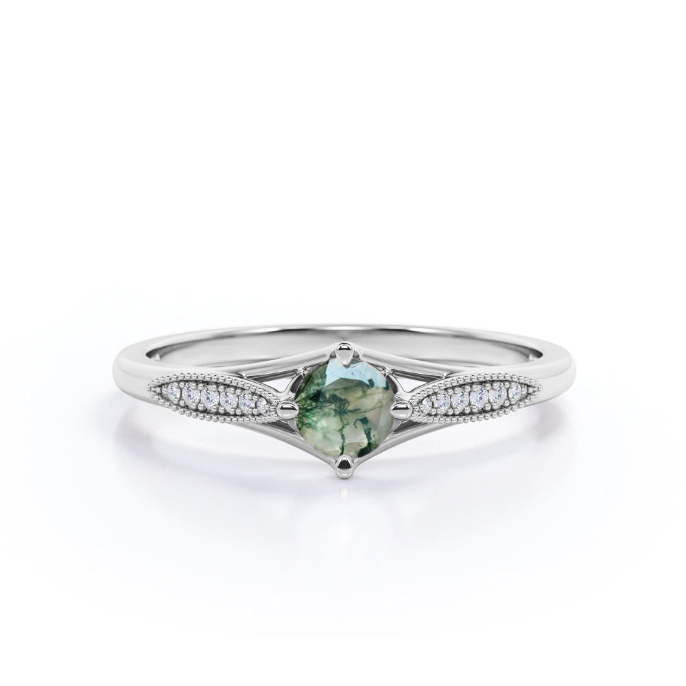 Dainty 0.58 Carat Round Cut Banded Moss Agate Ring