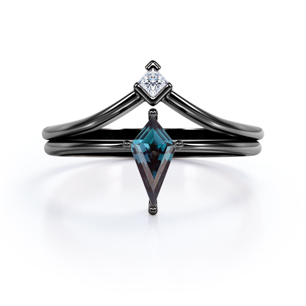 Delicate Four Prong 1 Carat Kite Shaped Lab Created Alexandrite And Diamond Chevron Single Stone Wedding Ring Set In White Gold