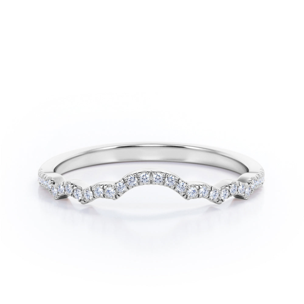 Scalloped Pave 0.15 TCW Round Cut Diamond Cloud Curved Wedding Band in Rose Gold