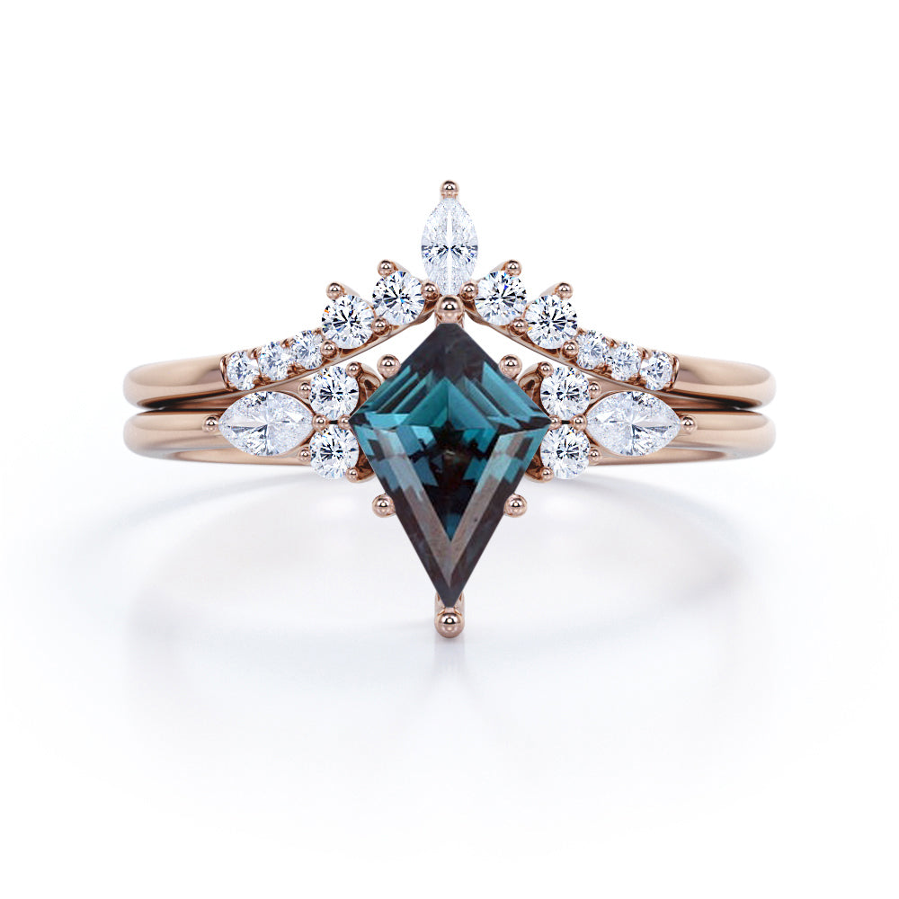 Crown 1.25 Ct Kite Lab Alexandrite Bridal Set