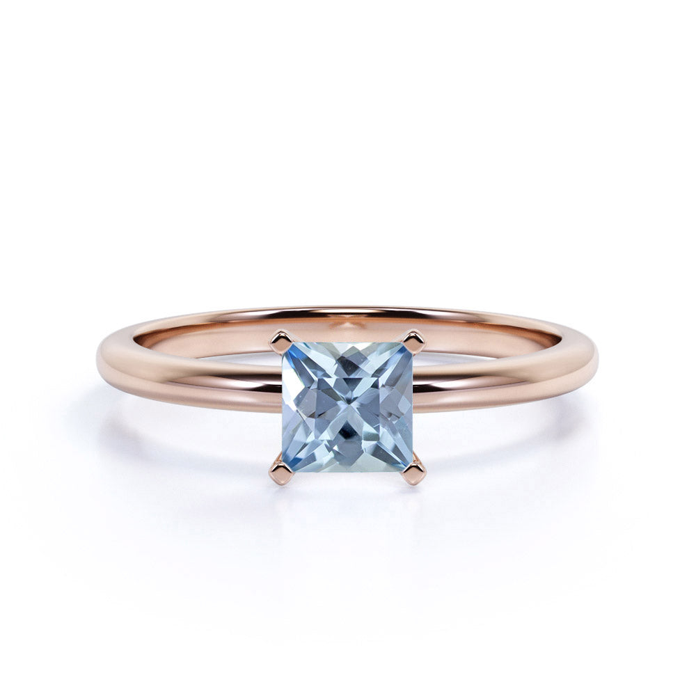 1 Carat Princess cut Aquamarine Solitaire Engagement Ring in White Gold