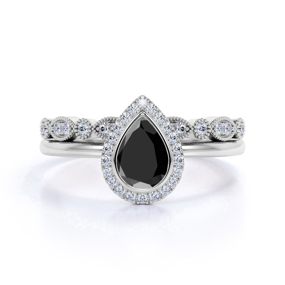 Antique Vintage 1.25 Carat Pear cut Artdeco Halo Bridal Wedding Ring Set with Lab Black Diamond for Her in Rose Gold