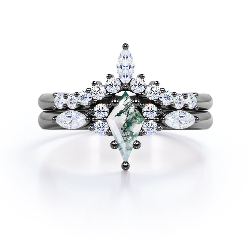 Crowned 1.25 Carat Green Moss Agate Bridal Set