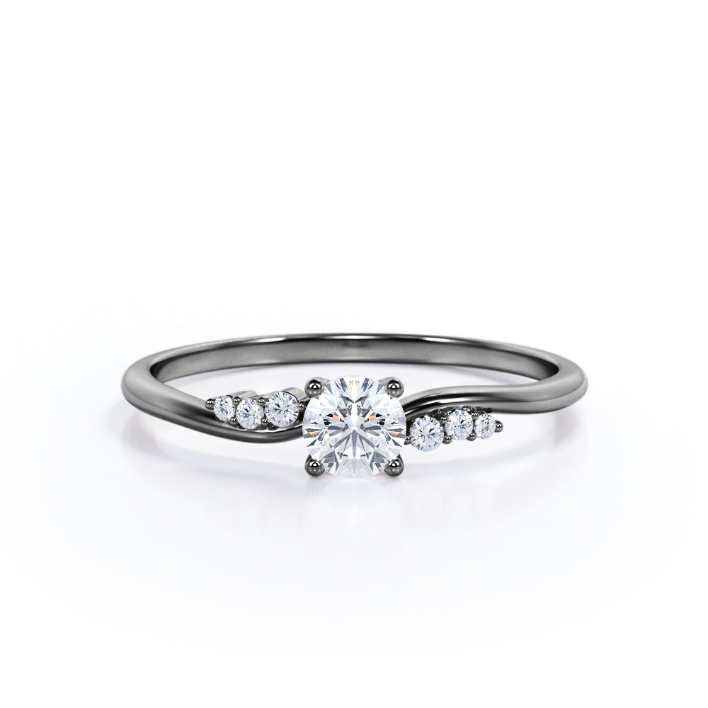 Seven Stone 0.5 Ct Round Cut Diamond Engagement Ring