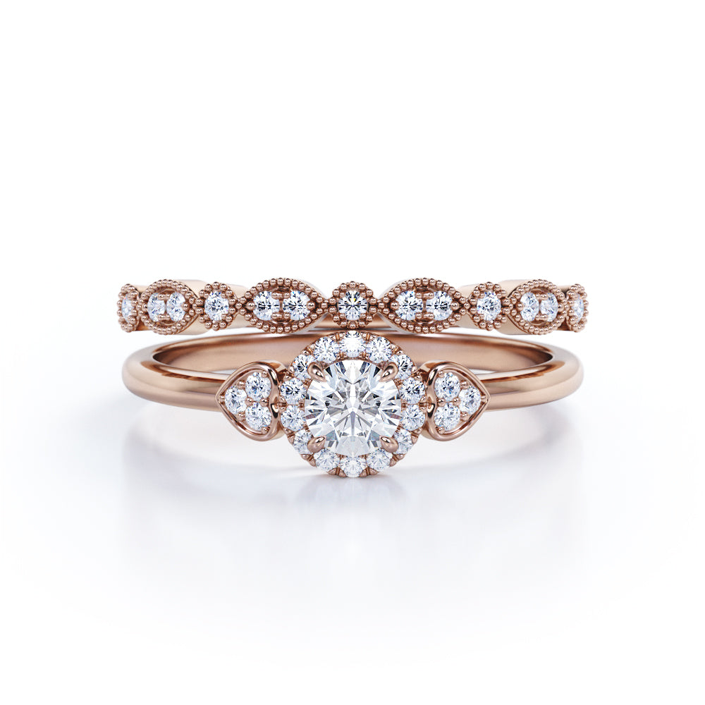 0.60 Carat Round Cut Diamond Halo Wedding Ring Set In White Gold