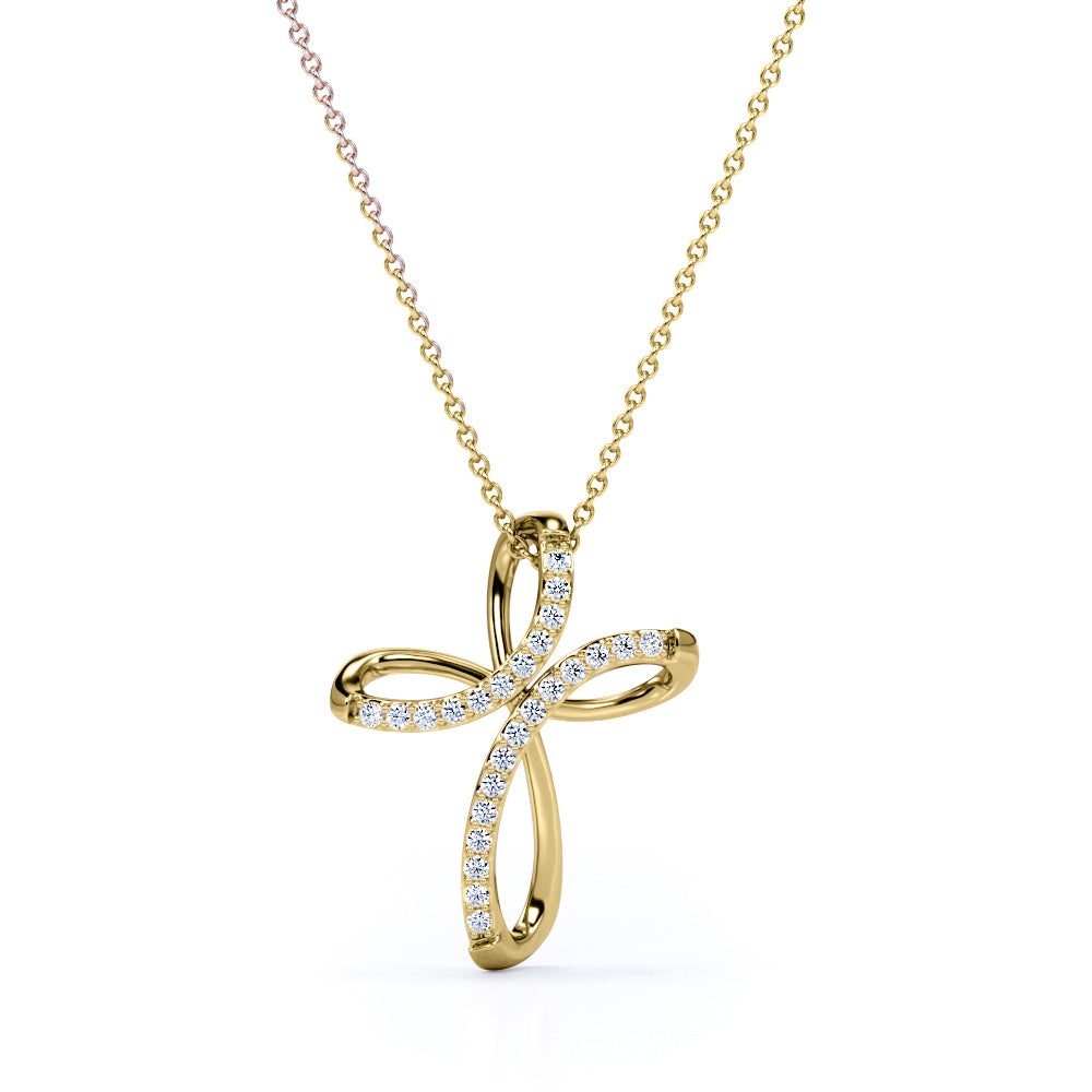 Minimalist 0.30 Carat Round Cut Moissanite Butterfly Pendant Necklace In Rose Gold